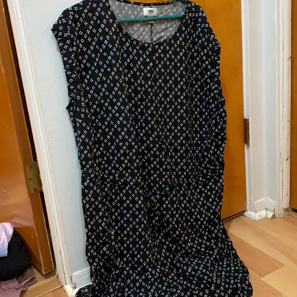 Black and white 2x Old Navy dress